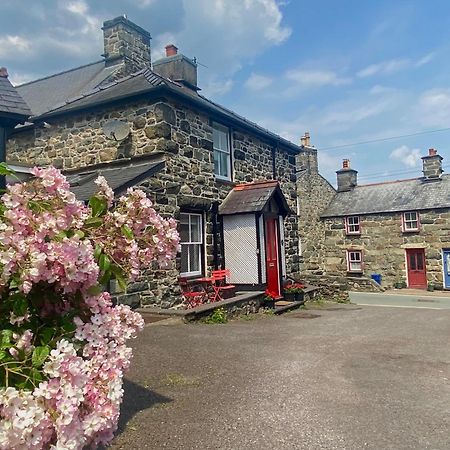 Cottage In The Heart Of Dolgellau Eksteriør billede