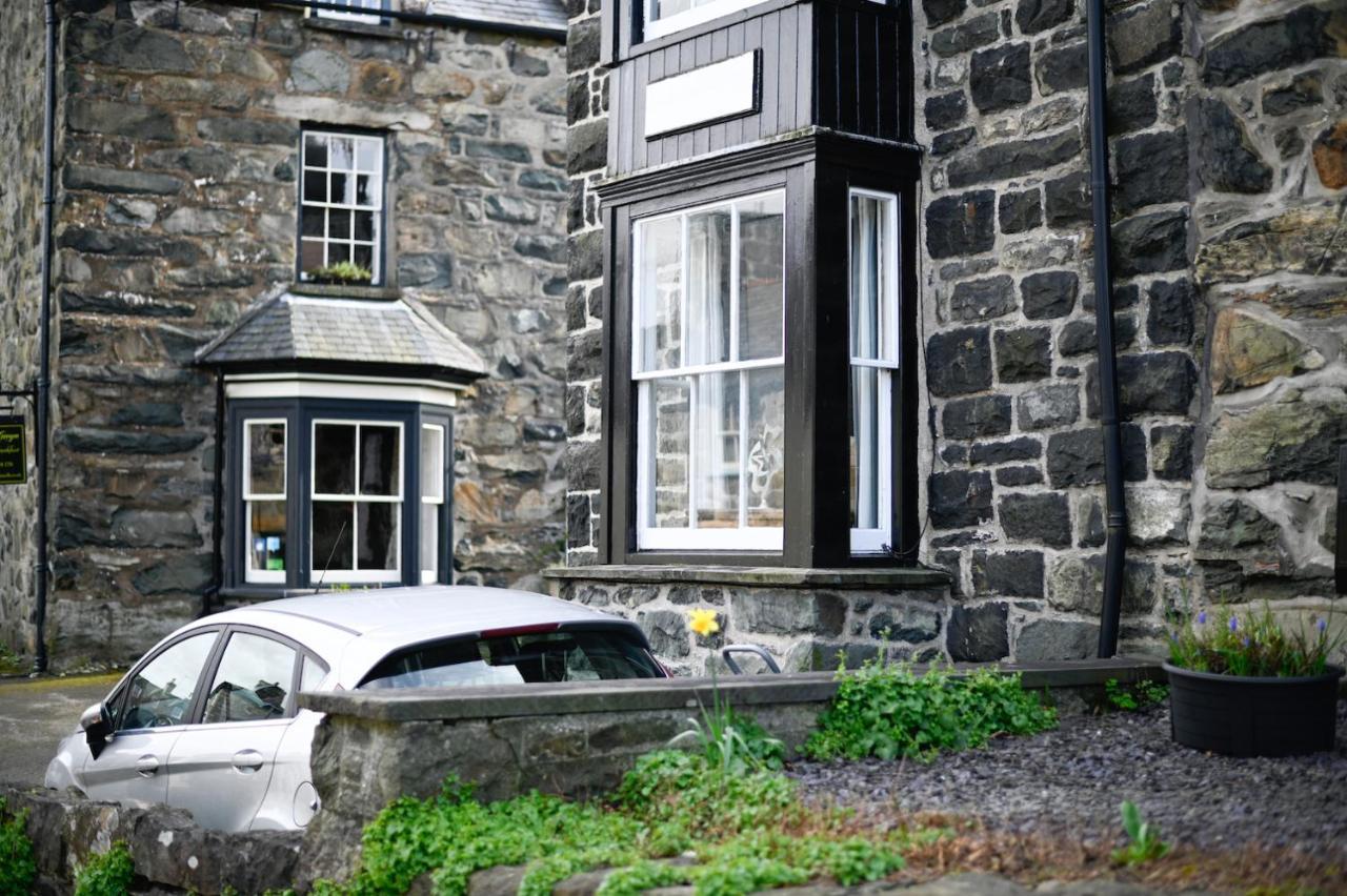 Cottage In The Heart Of Dolgellau Eksteriør billede